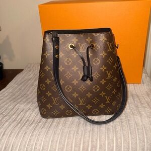Louis Vuitton Néonoé MM Monogram Black Trim FULL SET Receipt Box Dust Bag
